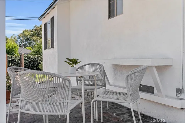 $1,399,950 | 2834 East Orange Grove Boulevard, Pasadena, CA 91107