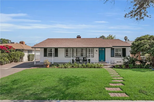 $1,399,950 | 2834 East Orange Grove Boulevard, Pasadena, CA 91107