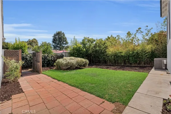 $1,299,950 | 2834 East Orange Grove Boulevard, Pasadena, CA 91107