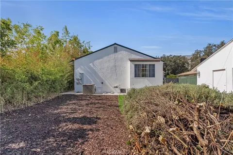 $1,399,950 | 2834 East Orange Grove Boulevard, Pasadena, CA 91107