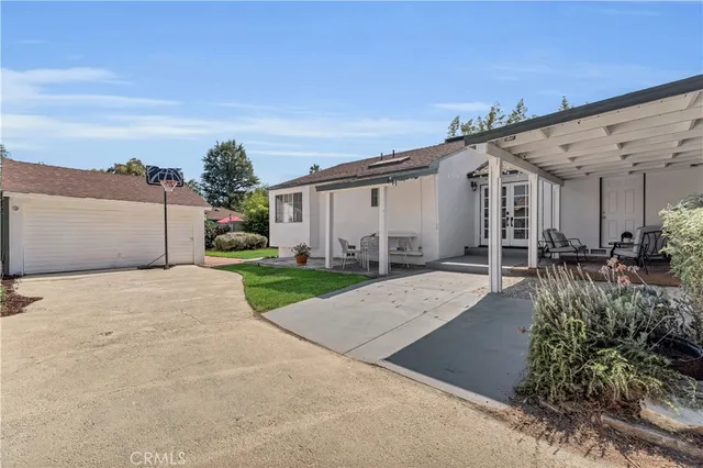 $1,399,950 | 2834 East Orange Grove Boulevard, Pasadena, CA 91107
