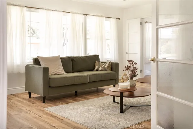 $1,399,950 | 2834 East Orange Grove Boulevard, Pasadena, CA 91107