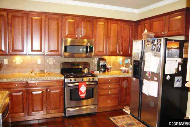 11009 Lamour Lane Reno, NV 89521 - Photo 2 of 9 Photo 2