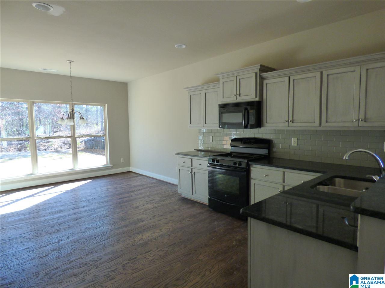 562 Grayson Place Chelsea, AL 35043 - Photo 4 of 21