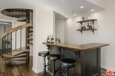 $1,649,999 | 10550 Wilshire Boulevard, Unit 505, Los Angeles, CA 90024