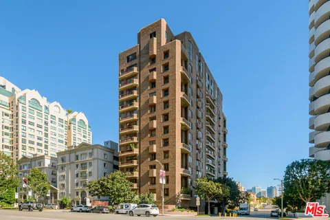 $1,649,999 | 10550 Wilshire Boulevard, Unit 505, Los Angeles, CA 90024