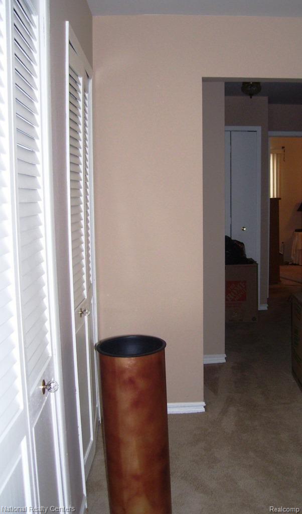 19603 West 12 Mile Road, Unit 102 Southfield, MI 48076 - Photo 25 of 25 Hallway.jpg