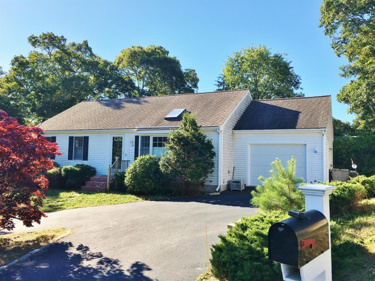 19 Lillian Road Hyannis, MA 02601 - Photo 2 of 13 Additional Photo