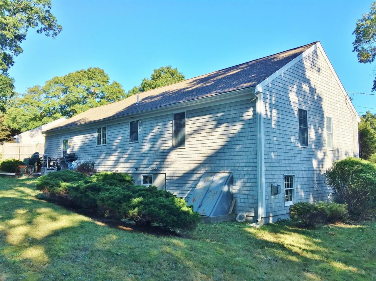 19 Lillian Road Hyannis, MA 02601 - Photo 4 of 13 Additional Photo