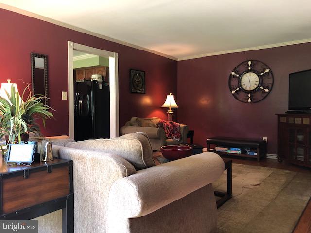 16610 Gaines Road Broad Run, VA 20137 - Photo 15 of 27 TV Room