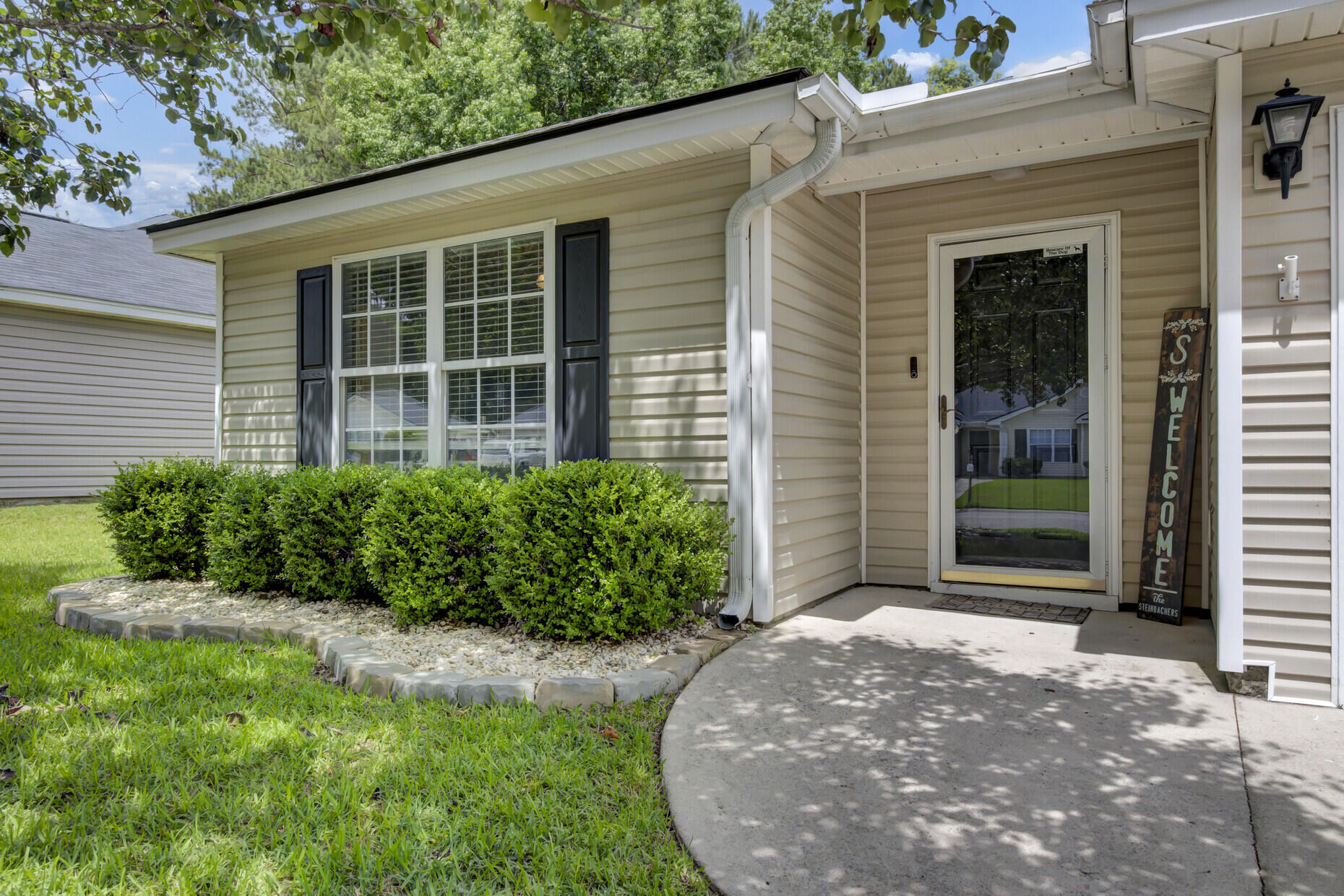 1210 Raptor Drive Hanahan, SC 29410 - Photo 3 of 29 05_5_mls