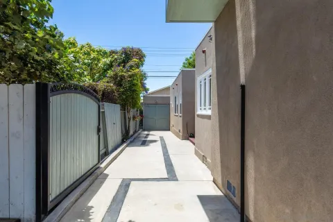 $2,100,000 | 3031 Kalmia Street, San Diego, CA 92104