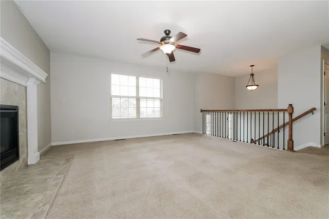 $2,300 | 427 Sunflower Drive, Raymore, MO 64083