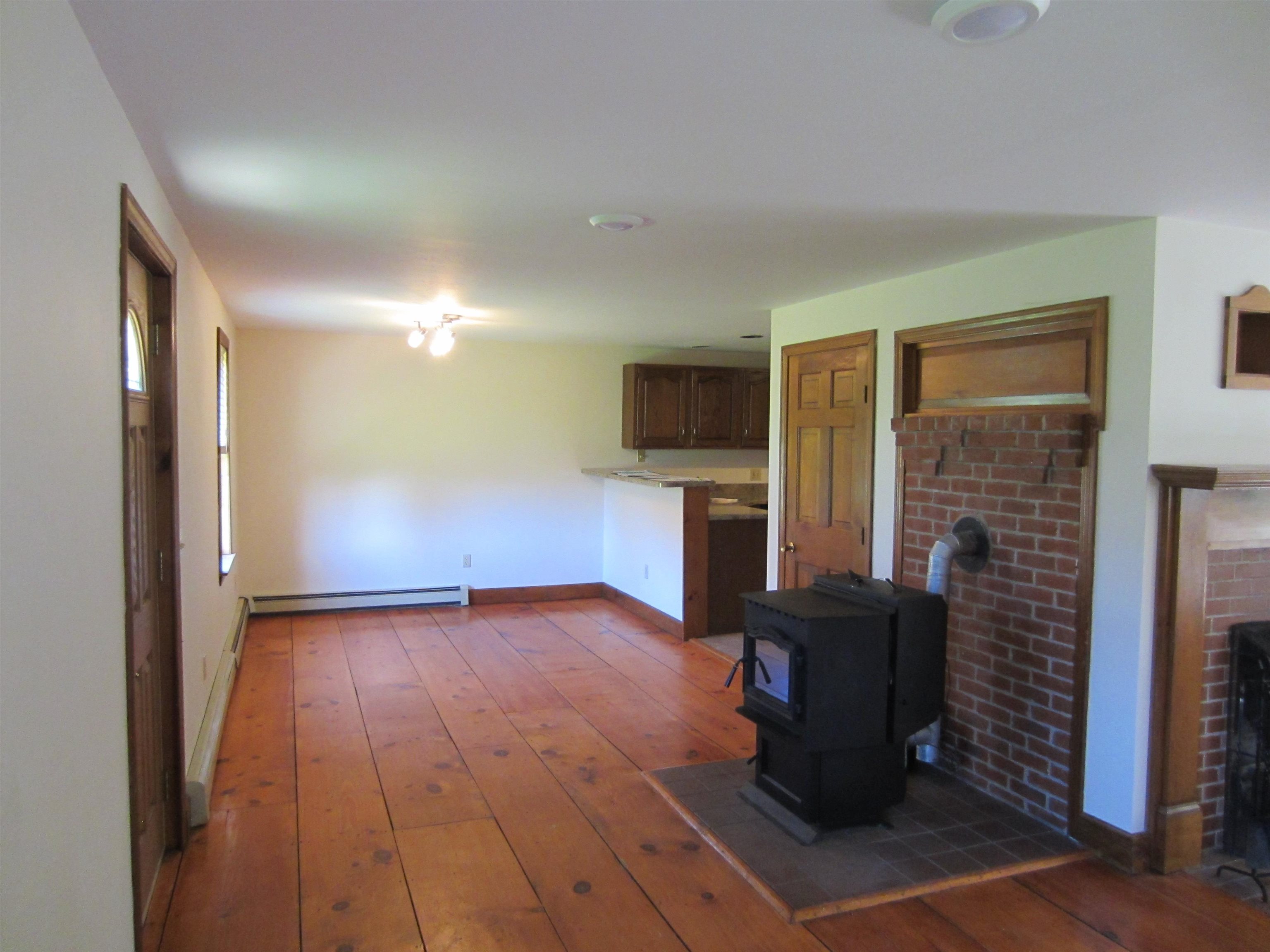 68 Rodier Road South Berwick, ME 03908 - Photo 9 of 39 Gallery Image 9