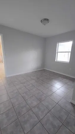 $1,600 | 621 Northwest 5th Avenue, Unit 4, Pompano Beach, FL 33060