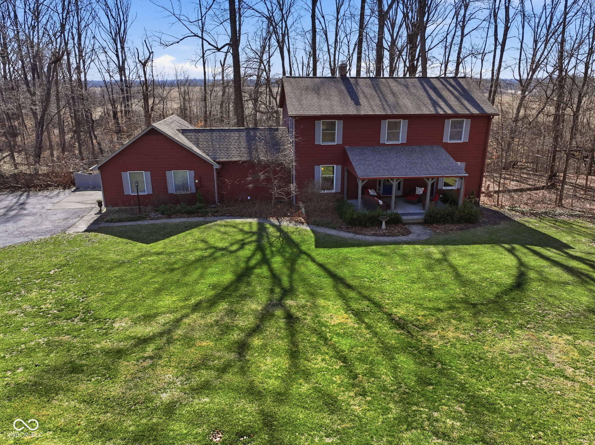 2903 West Carr Hill Road Columbus, IN 47201 - Photo 3 of 104