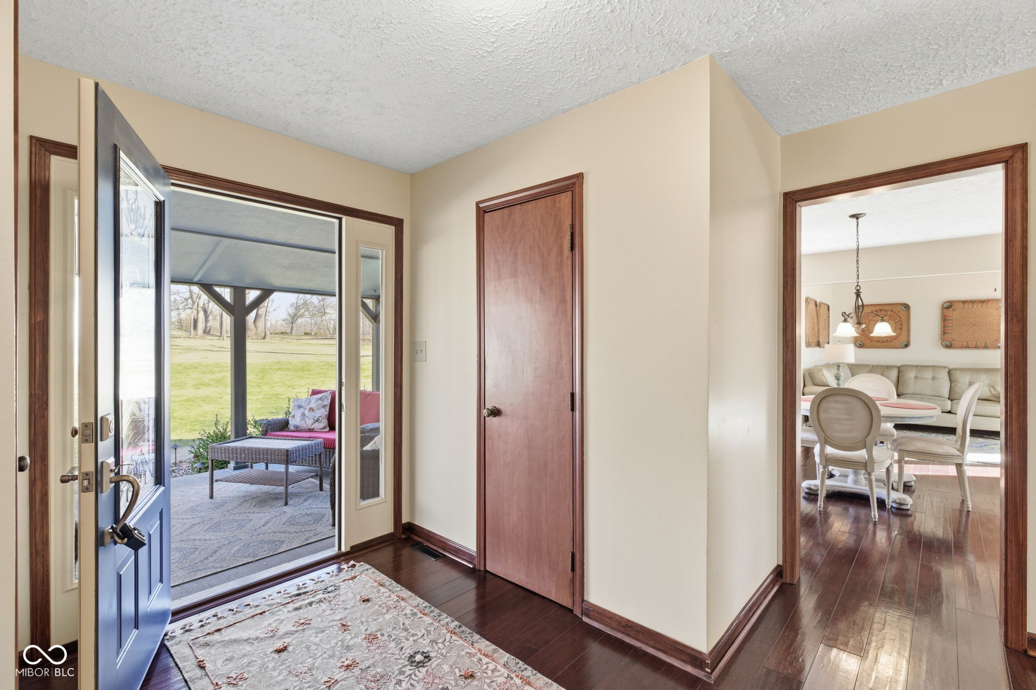 2903 West Carr Hill Road Columbus, IN 47201 - Photo 8 of 104