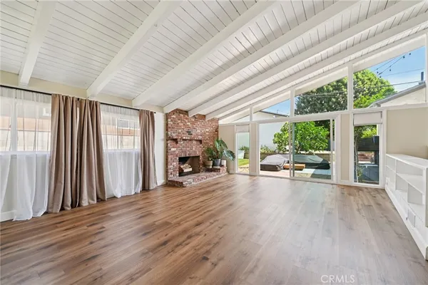 $3,900 | 11763 Beverly Boulevard, Whittier, CA 90601