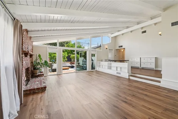 $3,900 | 11763 Beverly Boulevard, Whittier, CA 90601