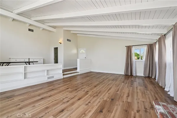 $3,900 | 11763 Beverly Boulevard, Whittier, CA 90601