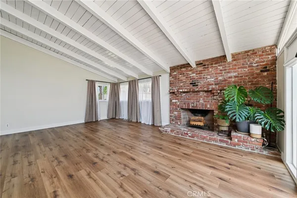 $3,900 | 11763 Beverly Boulevard, Whittier, CA 90601