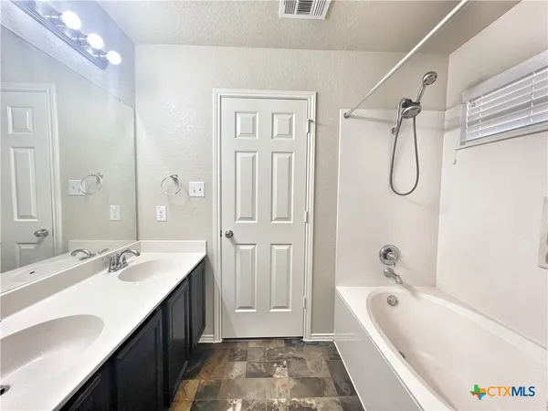 $1,850 | 655 Tom Kemp Drive, New Braunfels, TX 78130