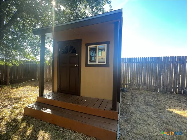 $1,850 | 655 Tom Kemp Drive, New Braunfels, TX 78130