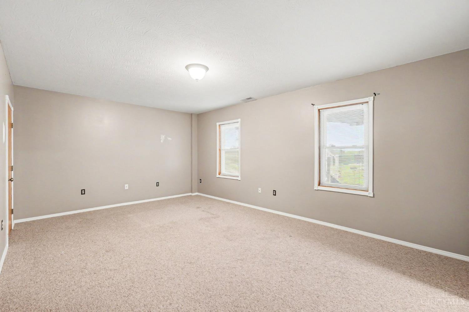 5791 State Road Hamilton, OH 45013 - Photo 30 of 44 Gallery Image 30