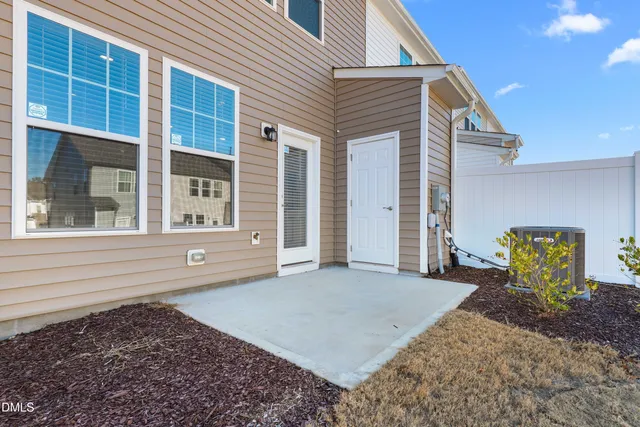 $292,500 | 53 Lavender Lane, Clayton, NC 27520