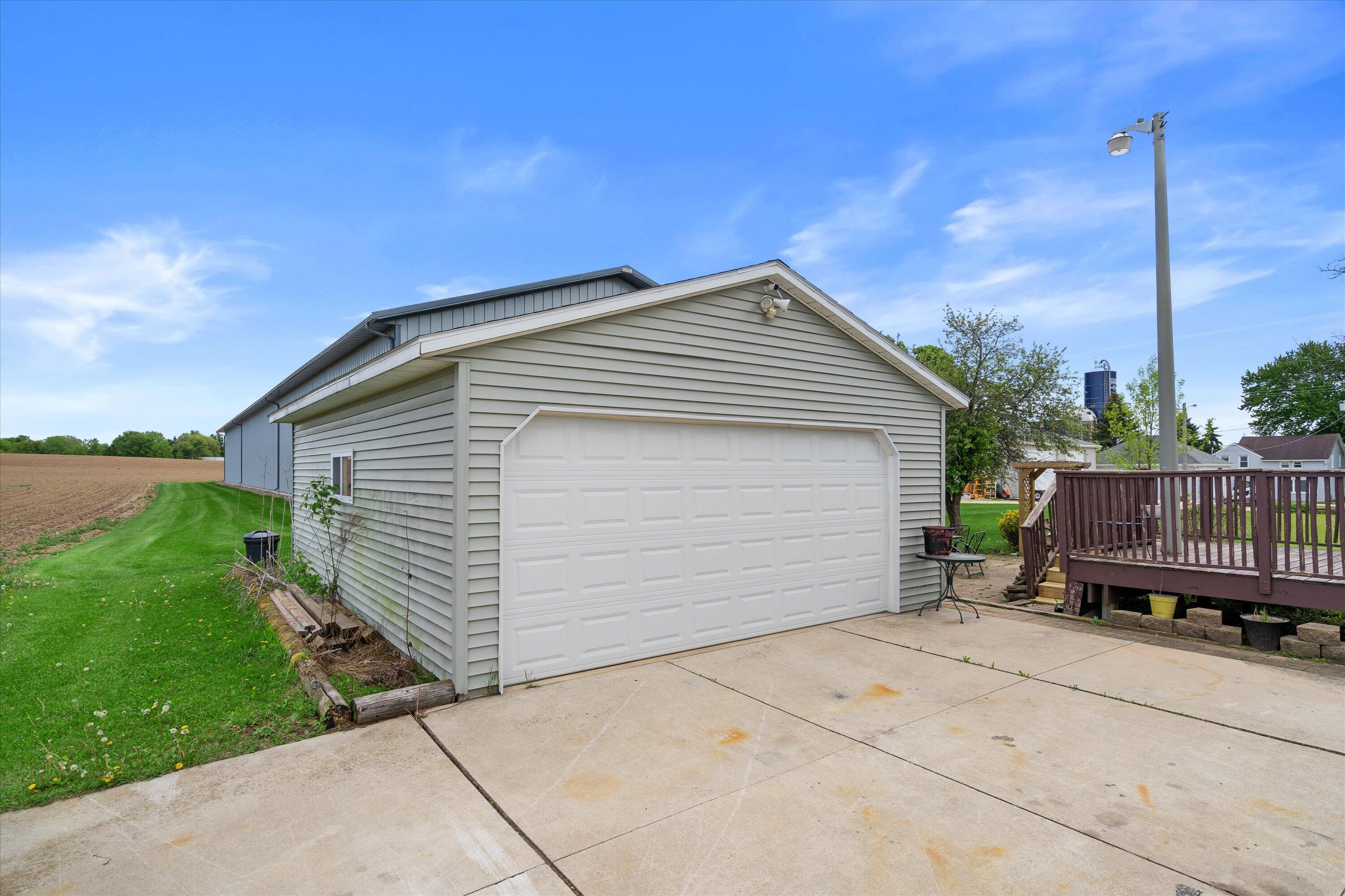 8922 County Highway West Wayne, WI 53010 - Photo 48 of 59 Garage