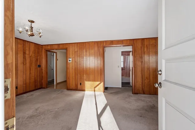 $339,900 | 202 Florence Street, Leominster, MA 01453