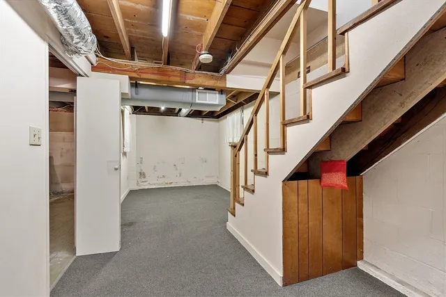 $339,900 | 202 Florence Street, Leominster, MA 01453