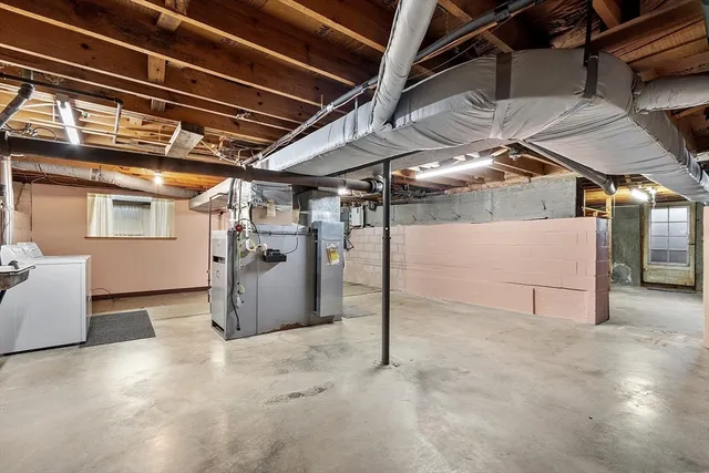 $339,900 | 202 Florence Street, Leominster, MA 01453