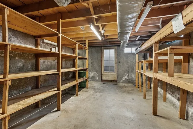 $339,900 | 202 Florence Street, Leominster, MA 01453