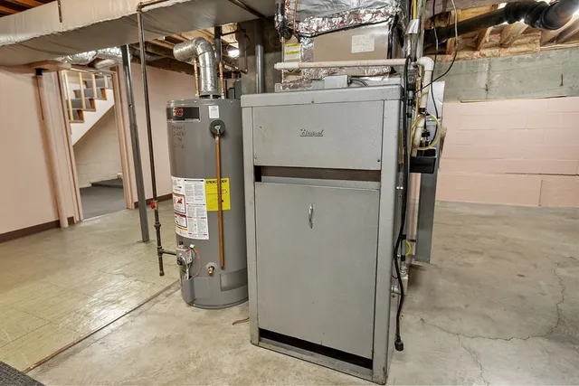 $339,900 | 202 Florence Street, Leominster, MA 01453