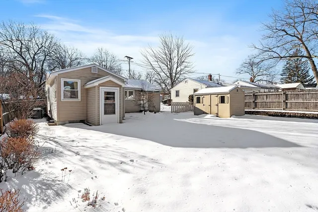 $339,900 | 202 Florence Street, Leominster, MA 01453