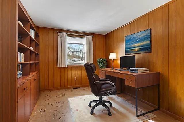 $339,900 | 202 Florence Street, Leominster, MA 01453