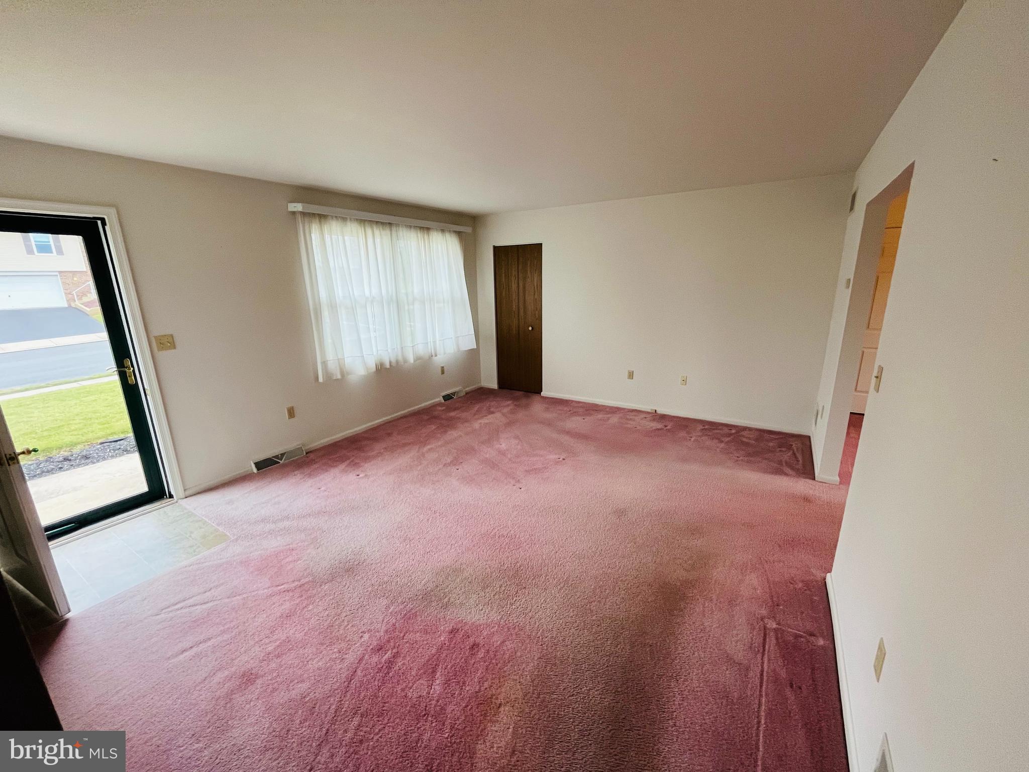 21 Hayloft Road Denver, PA 17517 - Photo 3 of 16 Gallery Image 3