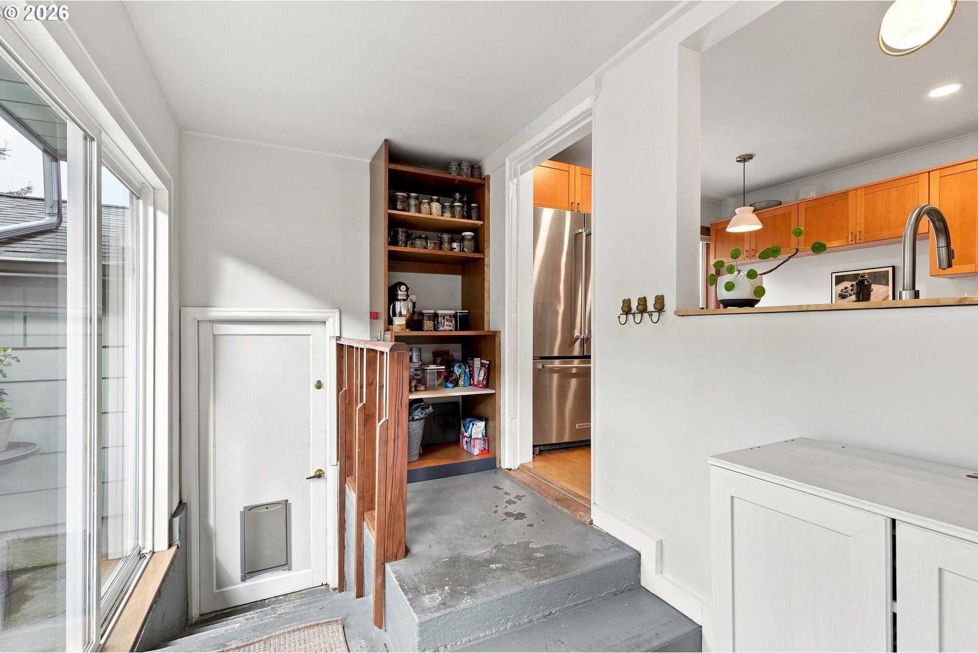 1908 Southwest Miles Street Portland, OR 97219 - Photo 23 of 44 Gallery Image 23