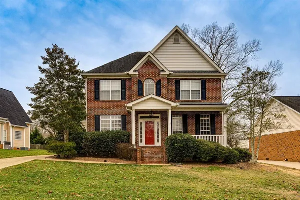 $475,000 | 6096 Heritage Ridge Drive, Hixson, TN 37343