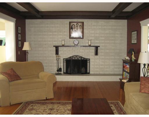 217 Woodland Road Woonsocket, RI 02895 - Photo 6 of 9 Living Room.