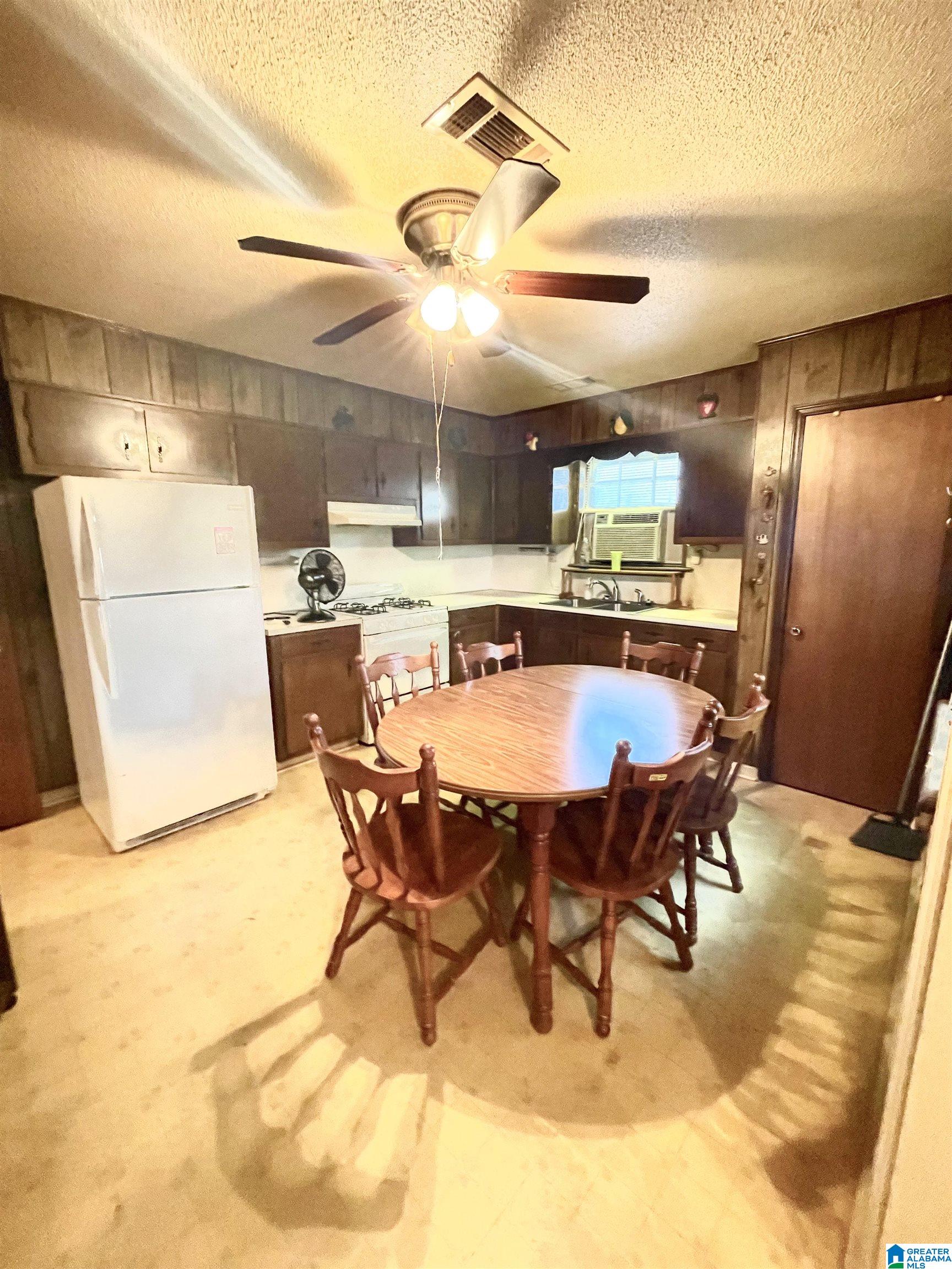 116 Mims Circle Clanton, AL 35045 - Photo 6 of 11