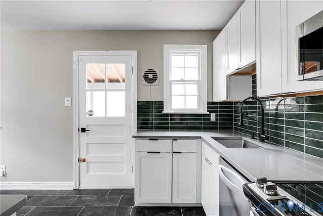 $2,300 | 3342 Grandview Drive, Richmond, VA 23225