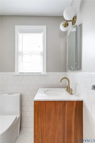 $2,300 | 3342 Grandview Drive, Richmond, VA 23225