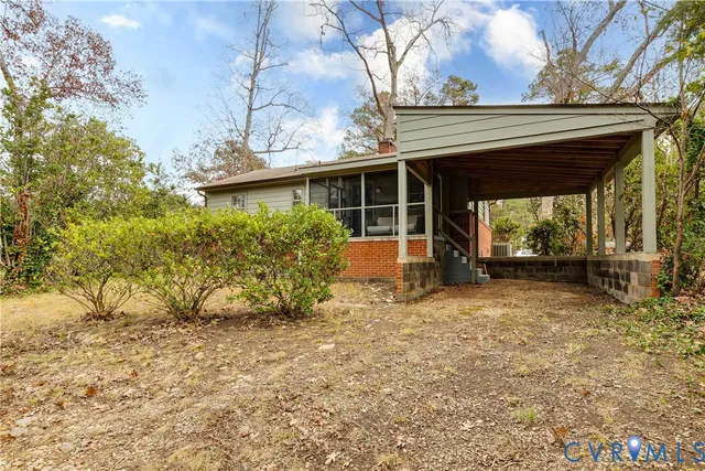 $2,300 | 3342 Grandview Drive, Richmond, VA 23225