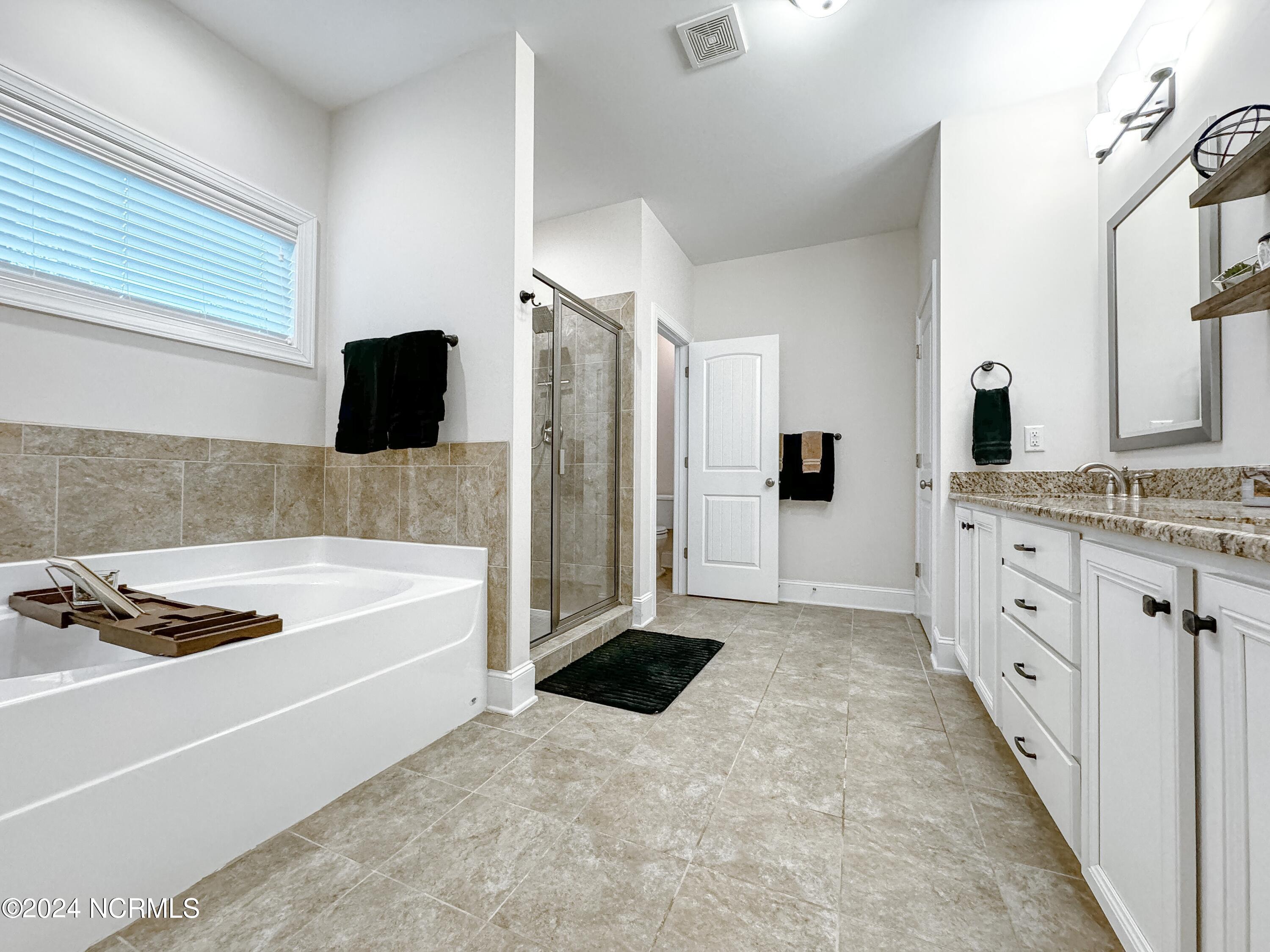 227 Hydrangea Lane Hampstead, NC 28443 - Photo 13 of 40 11-IMG_7110