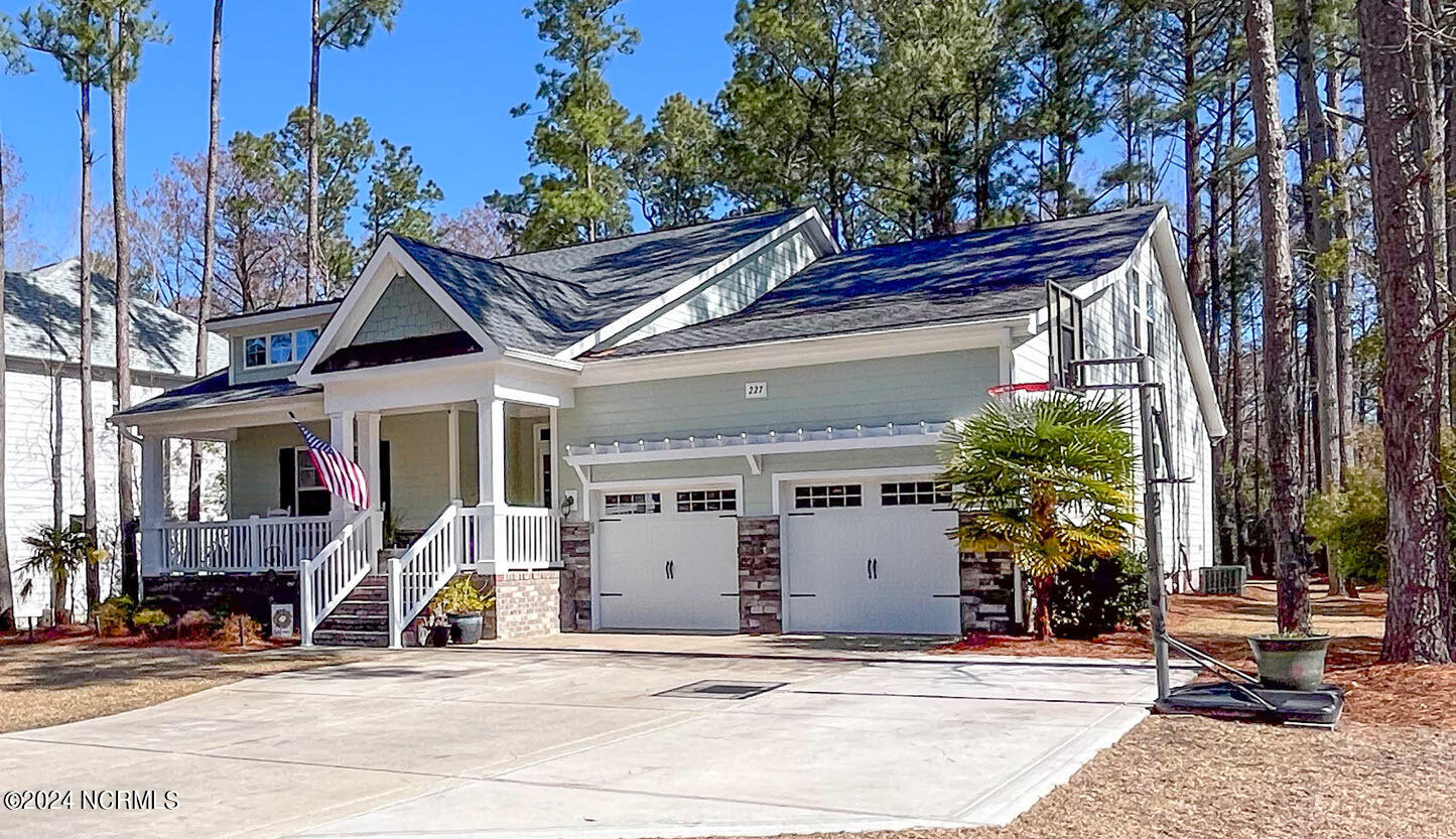 227 Hydrangea Lane Hampstead, NC 28443 - Photo 2 of 40 2-91-IMG_4480