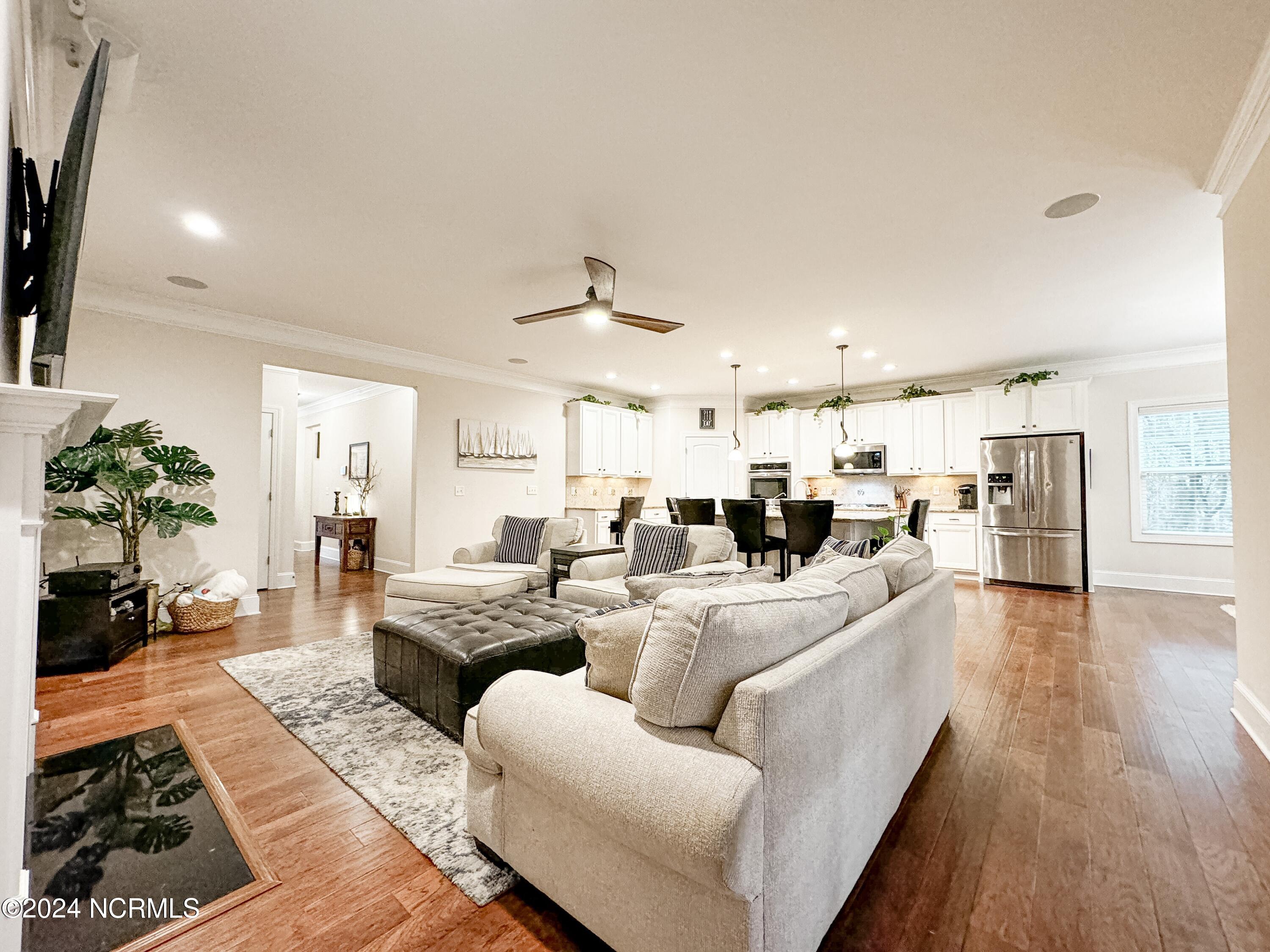 227 Hydrangea Lane Hampstead, NC 28443 - Photo 3 of 40 1-IMG