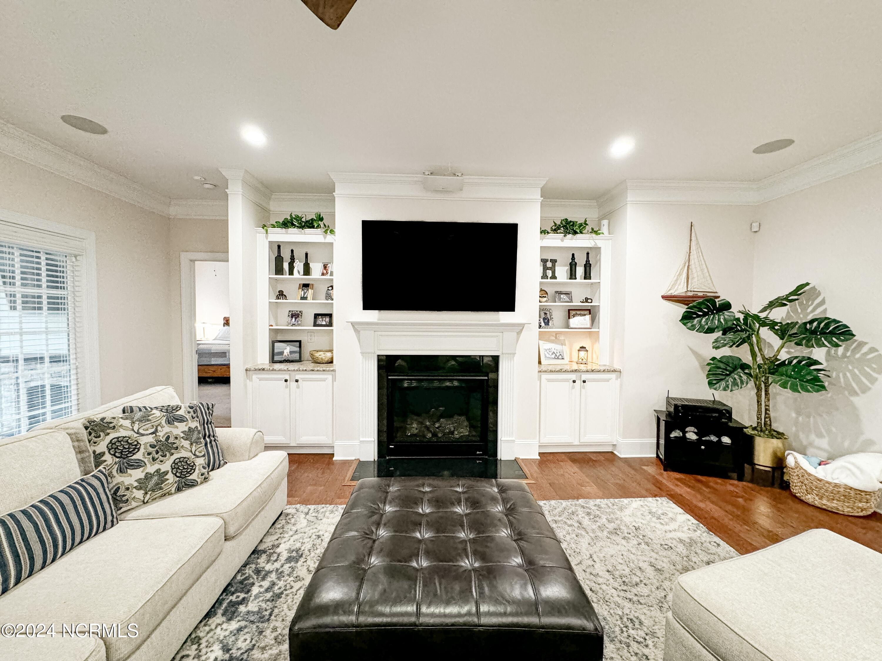 227 Hydrangea Lane Hampstead, NC 28443 - Photo 5 of 40 3-IMG_7137