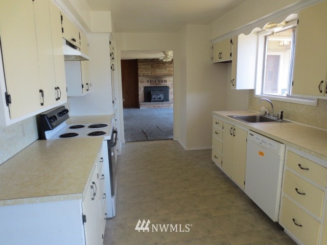 797 Smith Road Camano Island, WA 98282 - Photo 14 of 18 Gallery Image 14